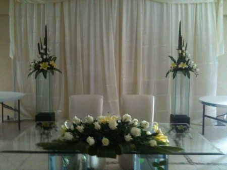 arreglo de mesa con laterales $ 800